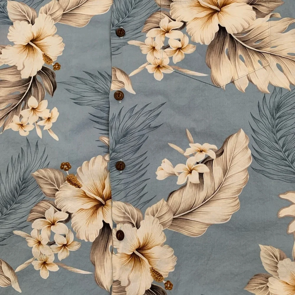 Hawaiian Shirt - Picture 2 of 6